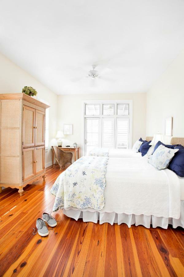 The Cottages On Charleston Harbor Екстер'єр фото
